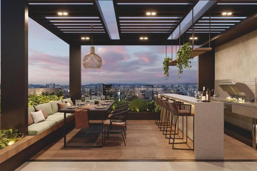 De Estreno Y Vista Panoramica En San Isidro Lima